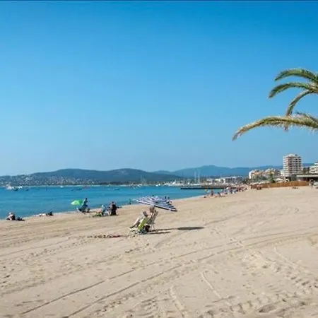 Mobil Recent Climatise Avec Terrasse-frejus *
